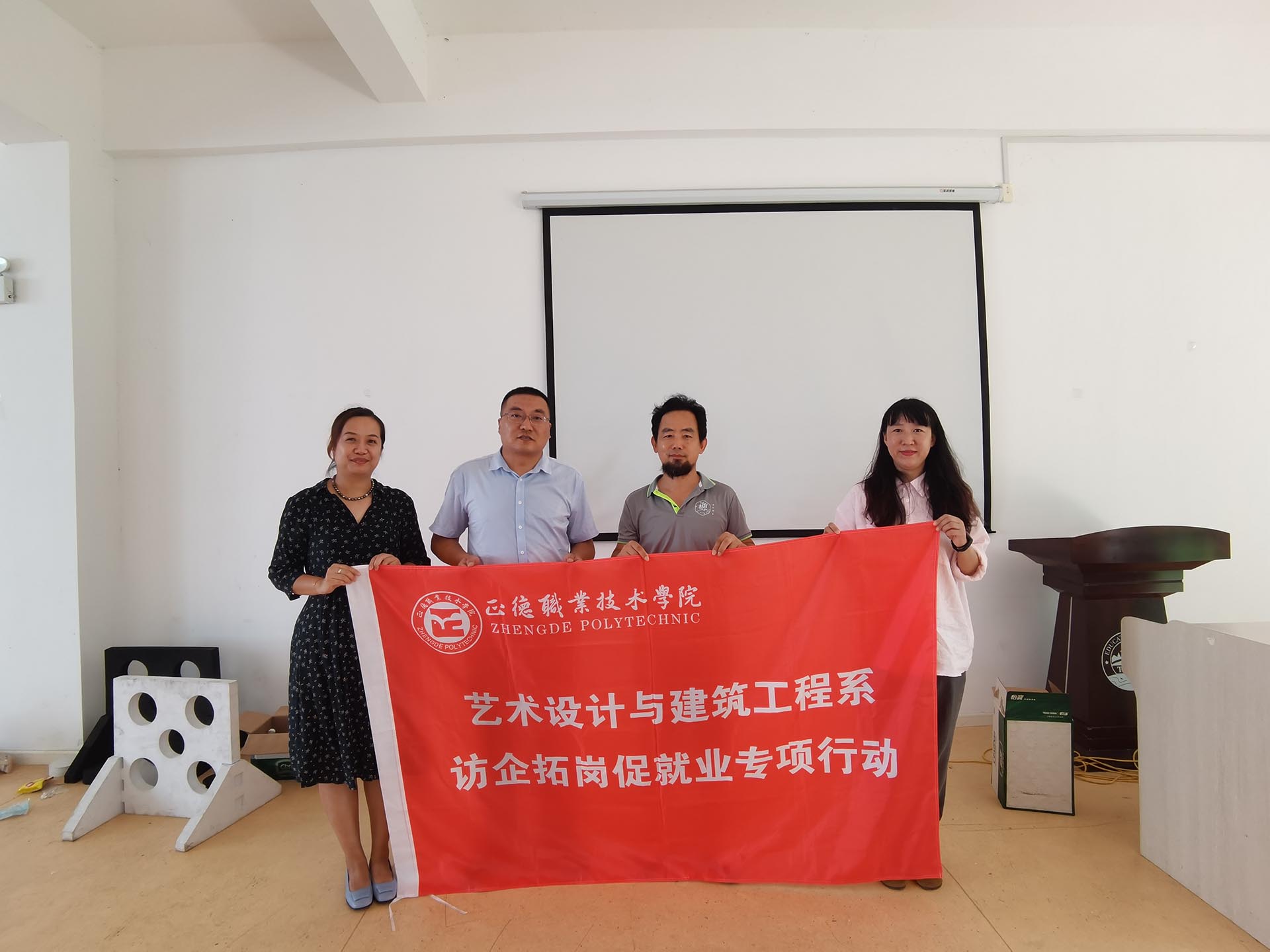 3ffbed1791f78d2d76b4cd7f57c10b86.jpg 3ffbed1791f78d2d76b4cd7f57c10b86.jpg