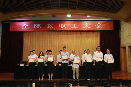 表彰1.jpg 表彰1.jpg