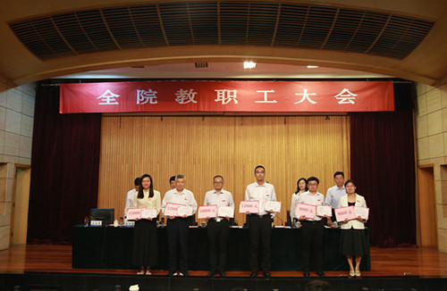 表彰3.jpg 表彰3.jpg