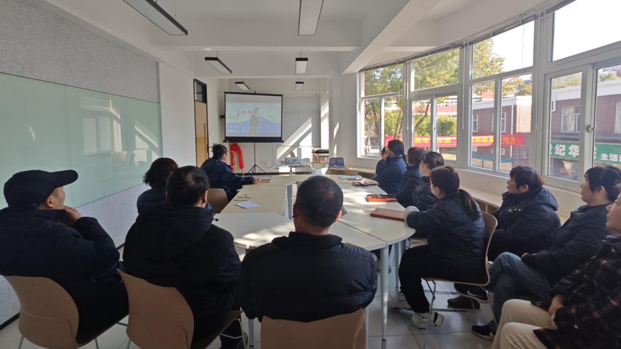 学生处看消防公开课_副本